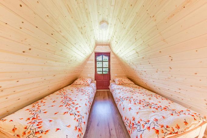 Uweronci Otel Ustrzyki Dolne Dış mekan fotoğraf