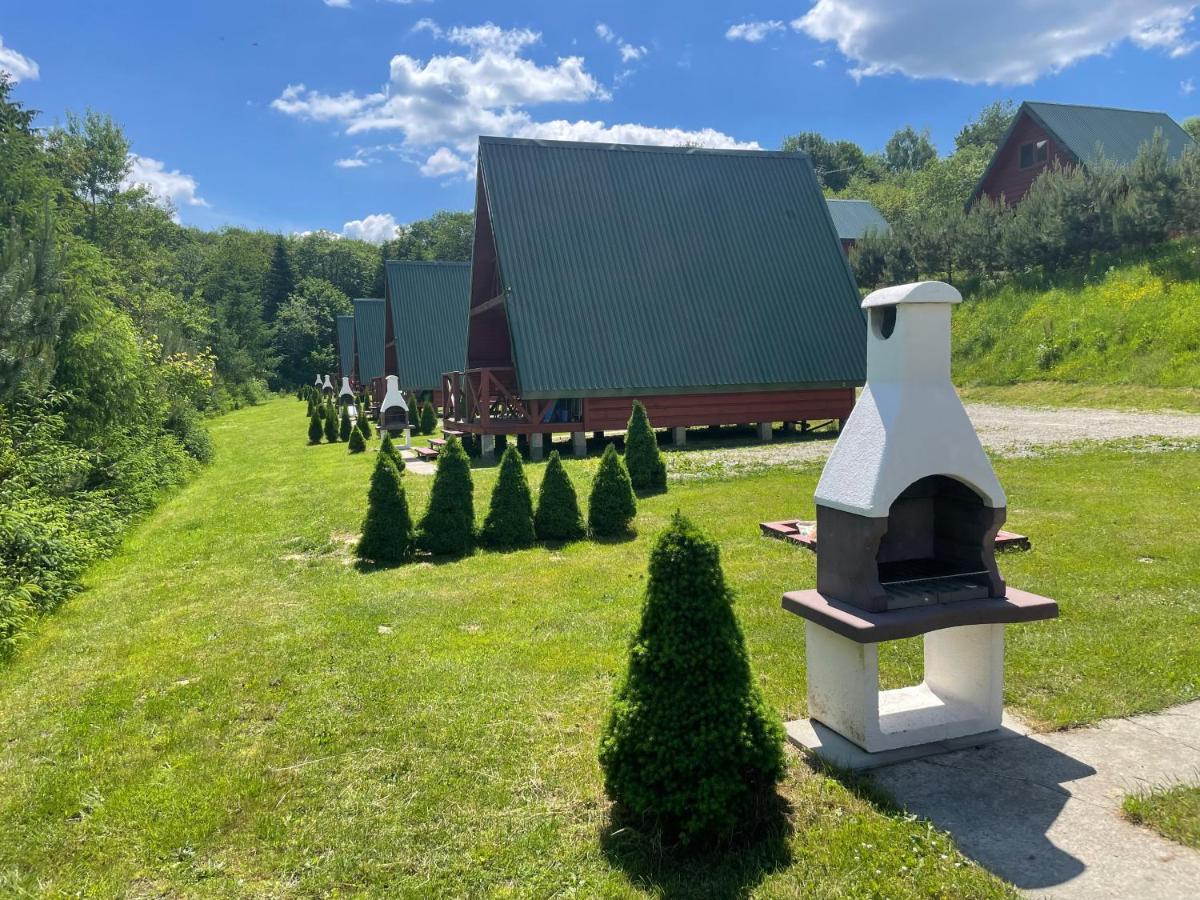 Uweronci Otel Ustrzyki Dolne Dış mekan fotoğraf