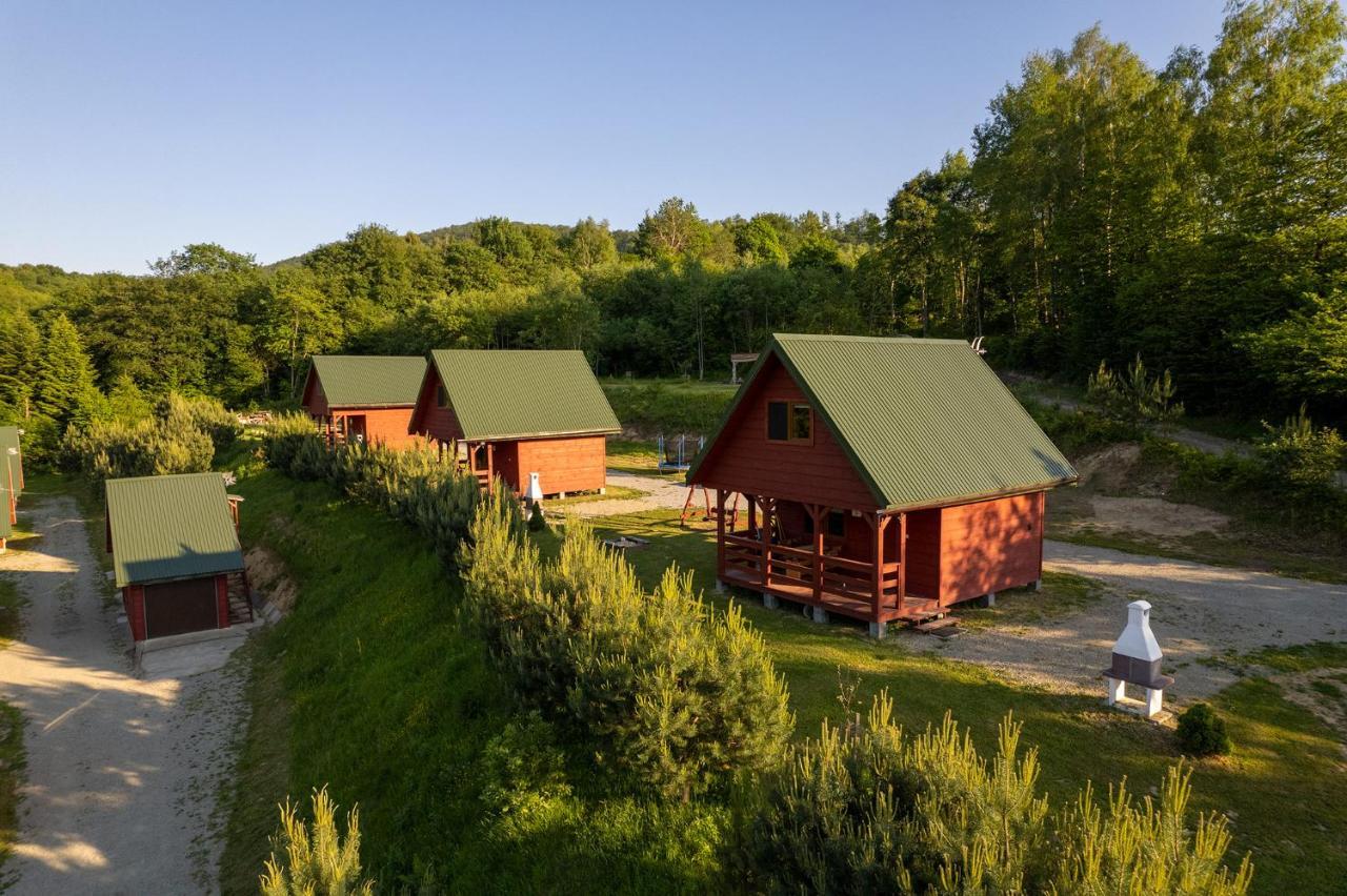 Uweronci Otel Ustrzyki Dolne Dış mekan fotoğraf